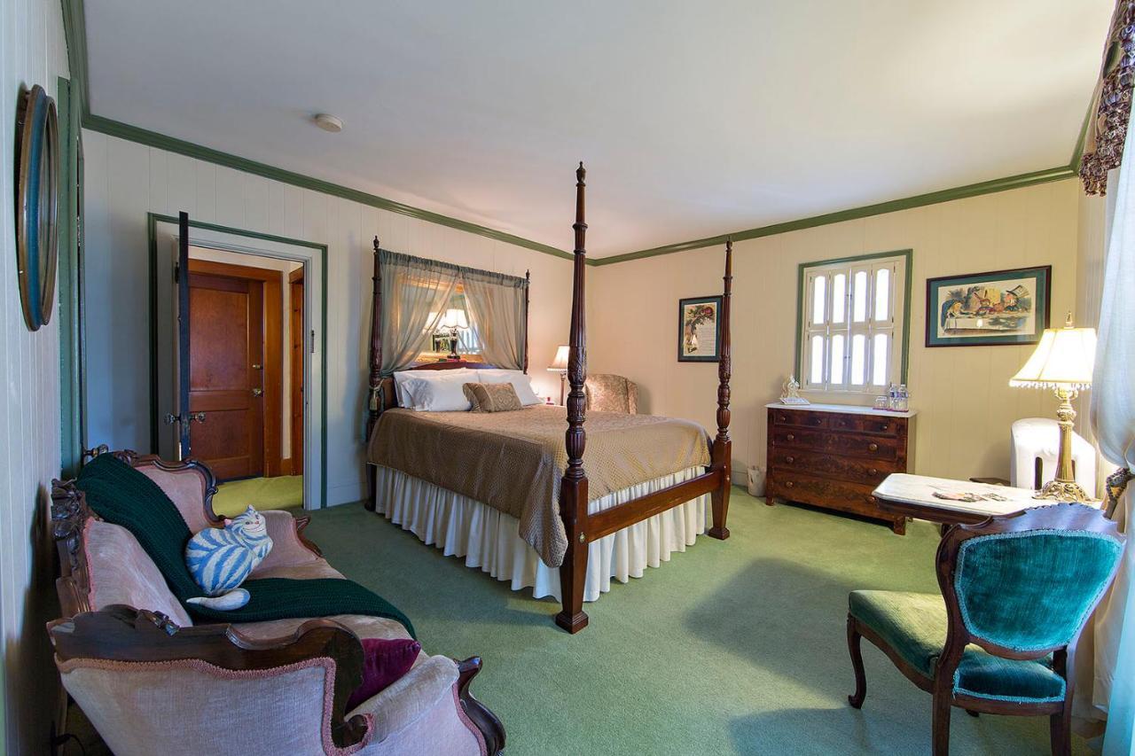 Rosewood Inn Corning Exterior foto